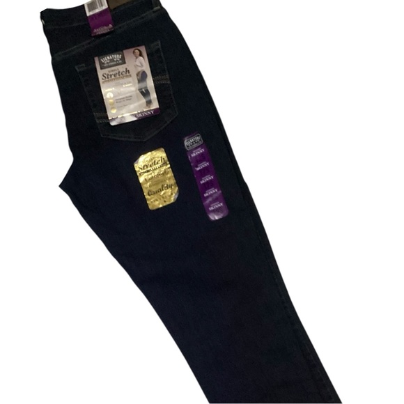 Signature by Levi Strauss Modern Skinny Jeans Women’s 12 Short Dark Wash Stretch - Picture 7 of 7